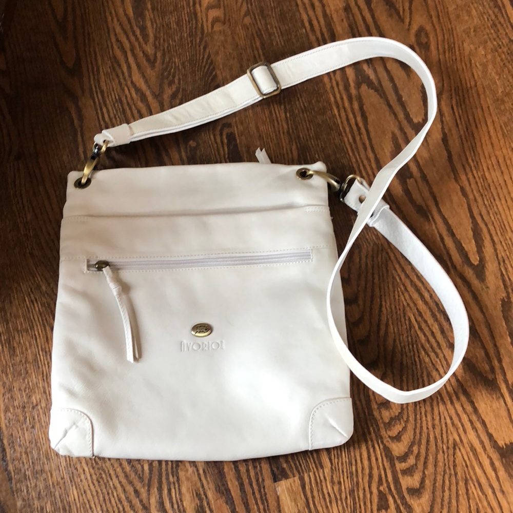 Avorio crossbody